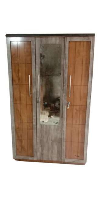 p3 ENGINEER WOOD WARDROBE