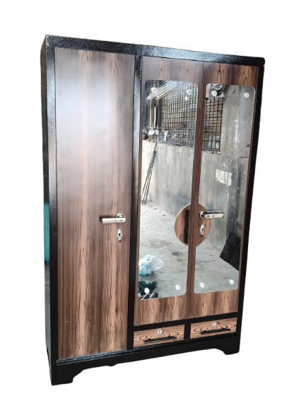 s10 wardrobe
